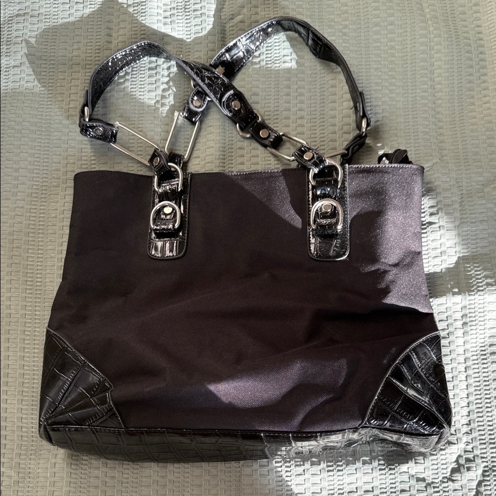 🌹 - 4/$30 Elegant Black Tote Bag